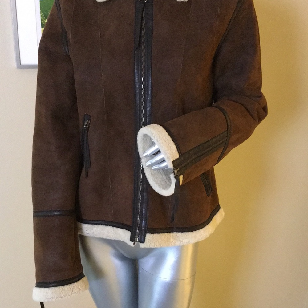 FACONNABLE | Women's Genuine Shearling Bomber Jacket - Picture 4 of 17